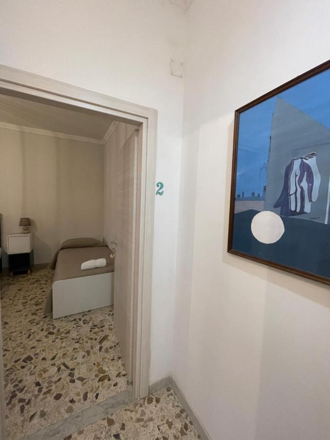 לינה וארוחת בוקר ואלו דלה לוקניה Casa Di Nenna מראה חיצוני תמונה